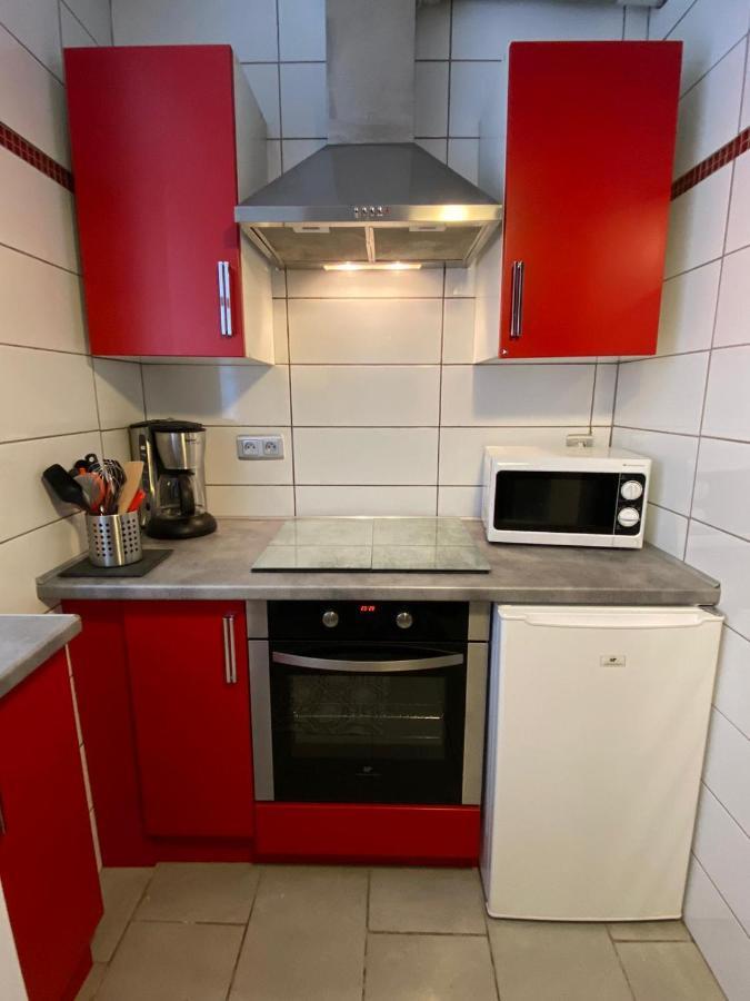 لوز سانت سوفير Studio Centre Du Village المظهر الخارجي الصورة